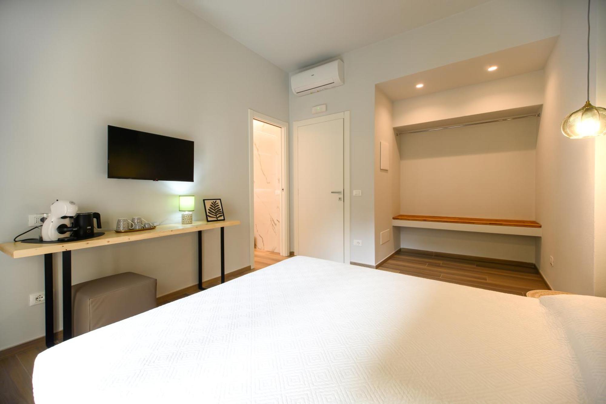 Bianca Elegance Rooms Специя Екстериор снимка